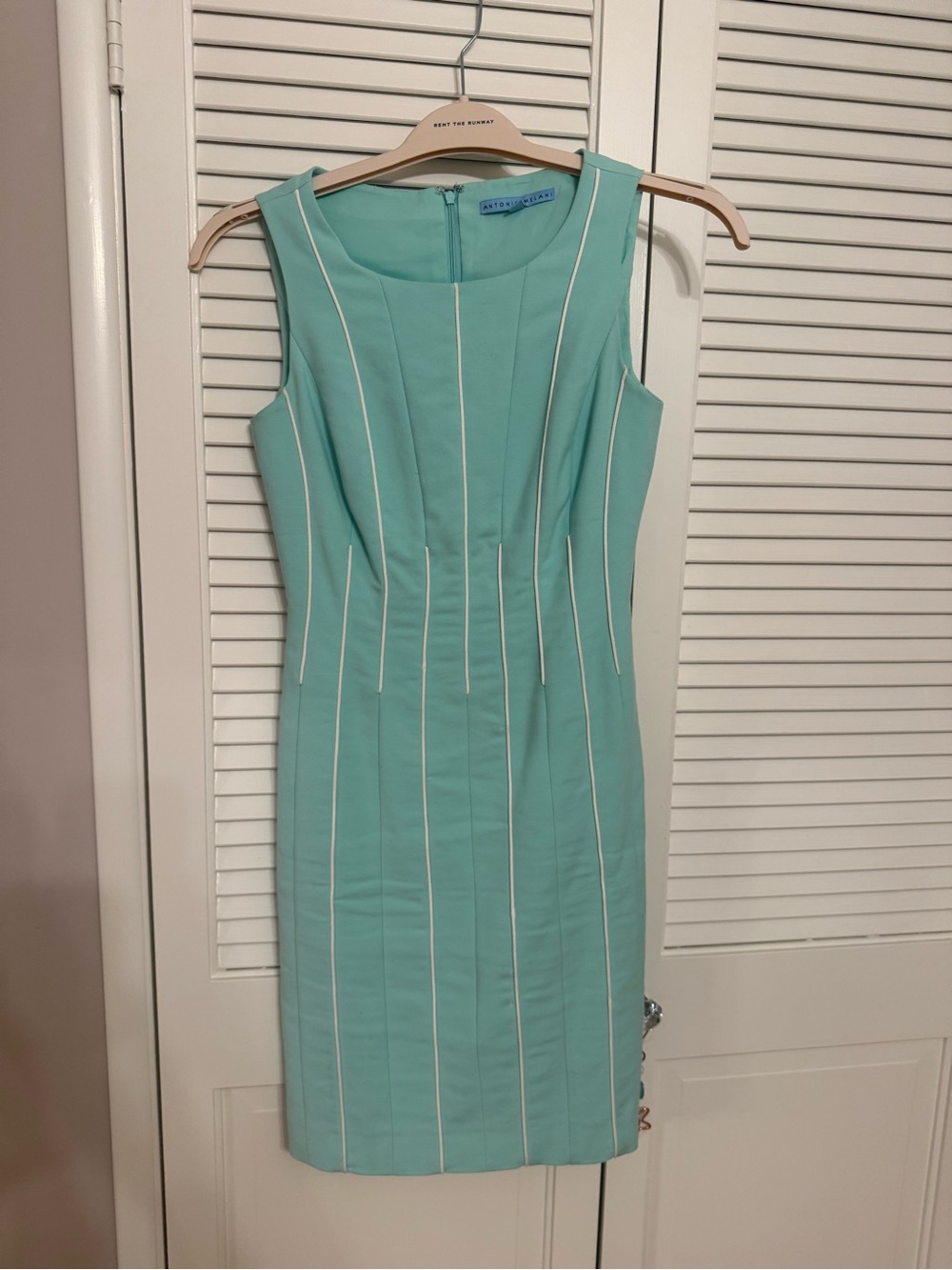 ANTONIO MELANI Mint Green Sleeveless Sheath Dress with White Piping